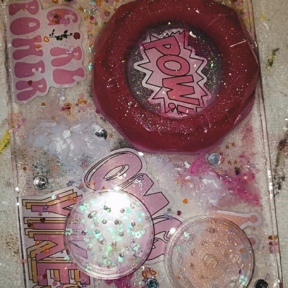 "PRINCESS" Ashtray Set - Picture 2 of 2